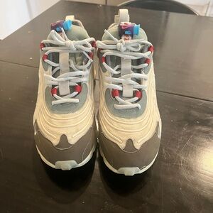 Nike Travis Scott x Air Max 270 React ENG Cactus Trails